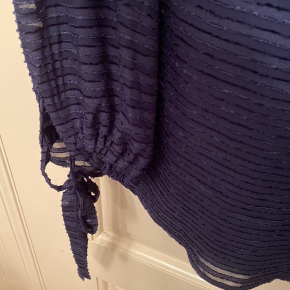 Navy Banana Republic Blouse - Picture 3 of 9